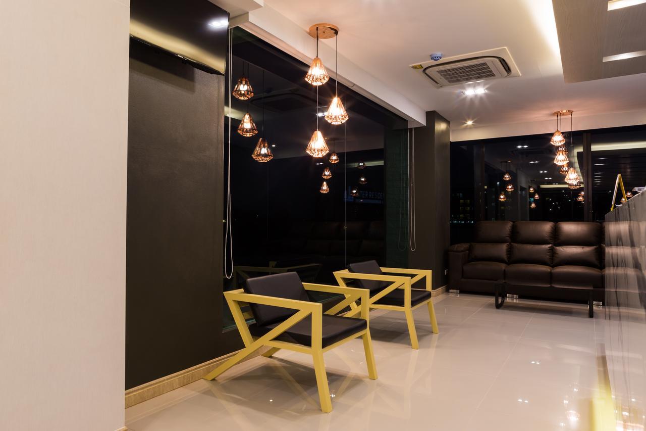 Grand Inter Hotel Samut Sakhon Экстерьер фото