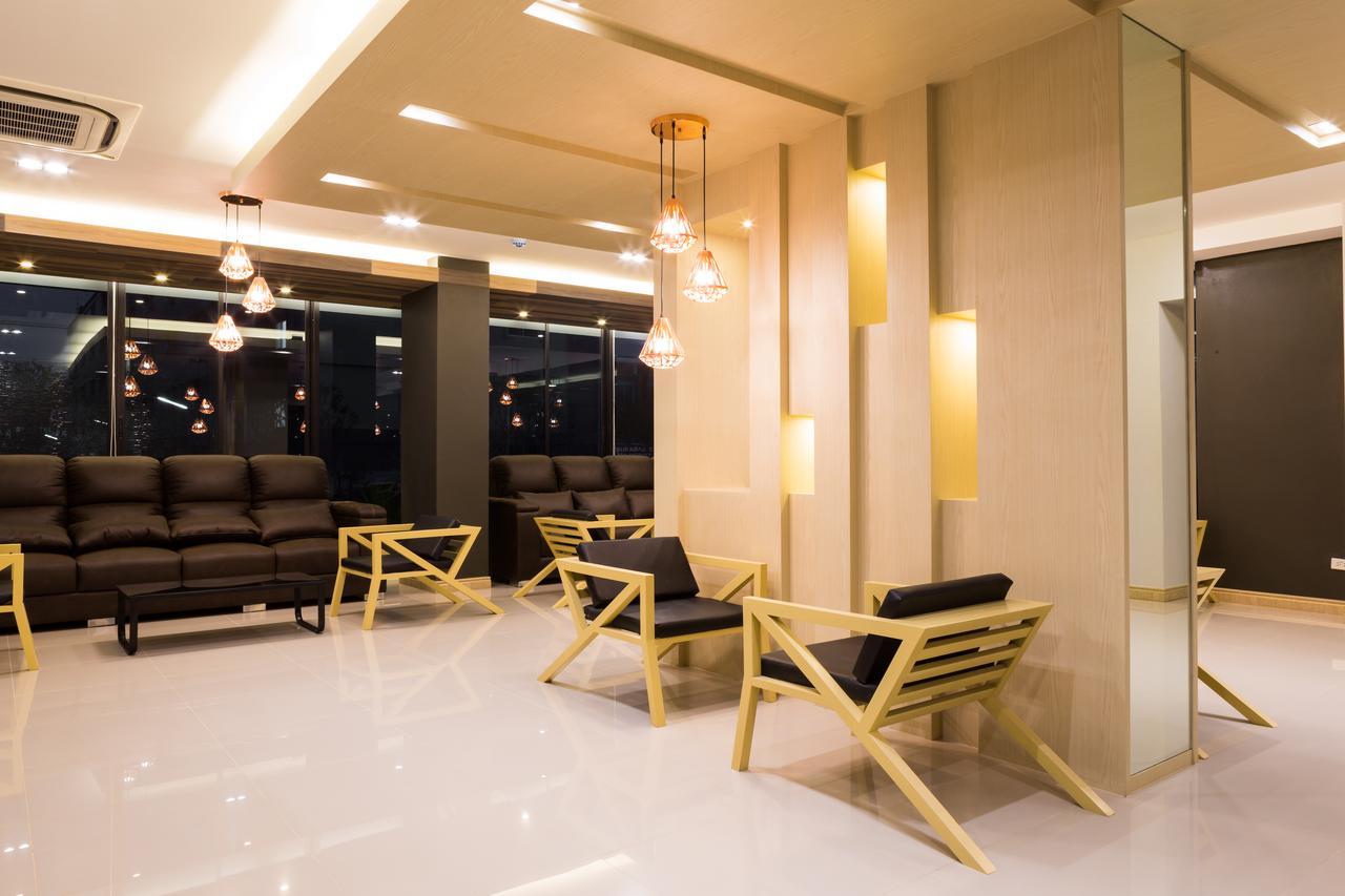 Grand Inter Hotel Samut Sakhon Экстерьер фото